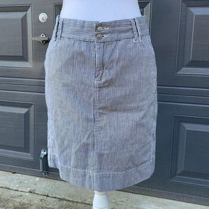 Gap Jeans Skirt- Sz 6 pinstripe denim